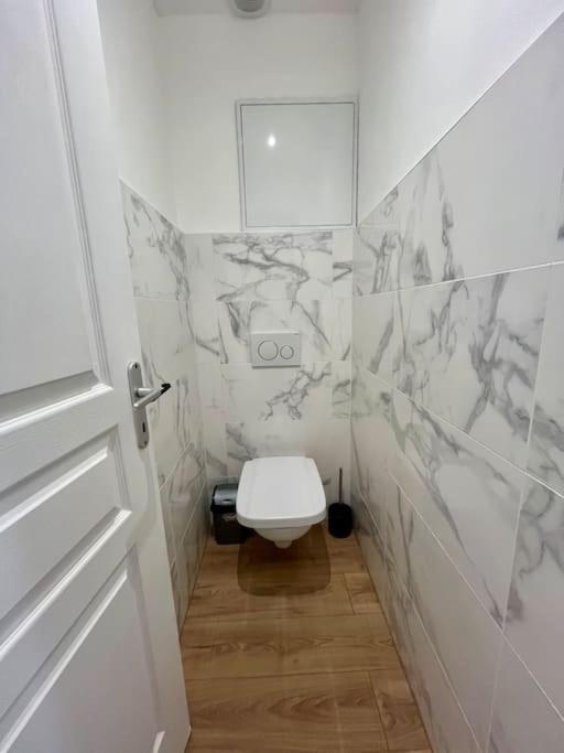 Apartamento T2 Renove A 15 Min De Lyon Pierre-Bénite Exterior foto